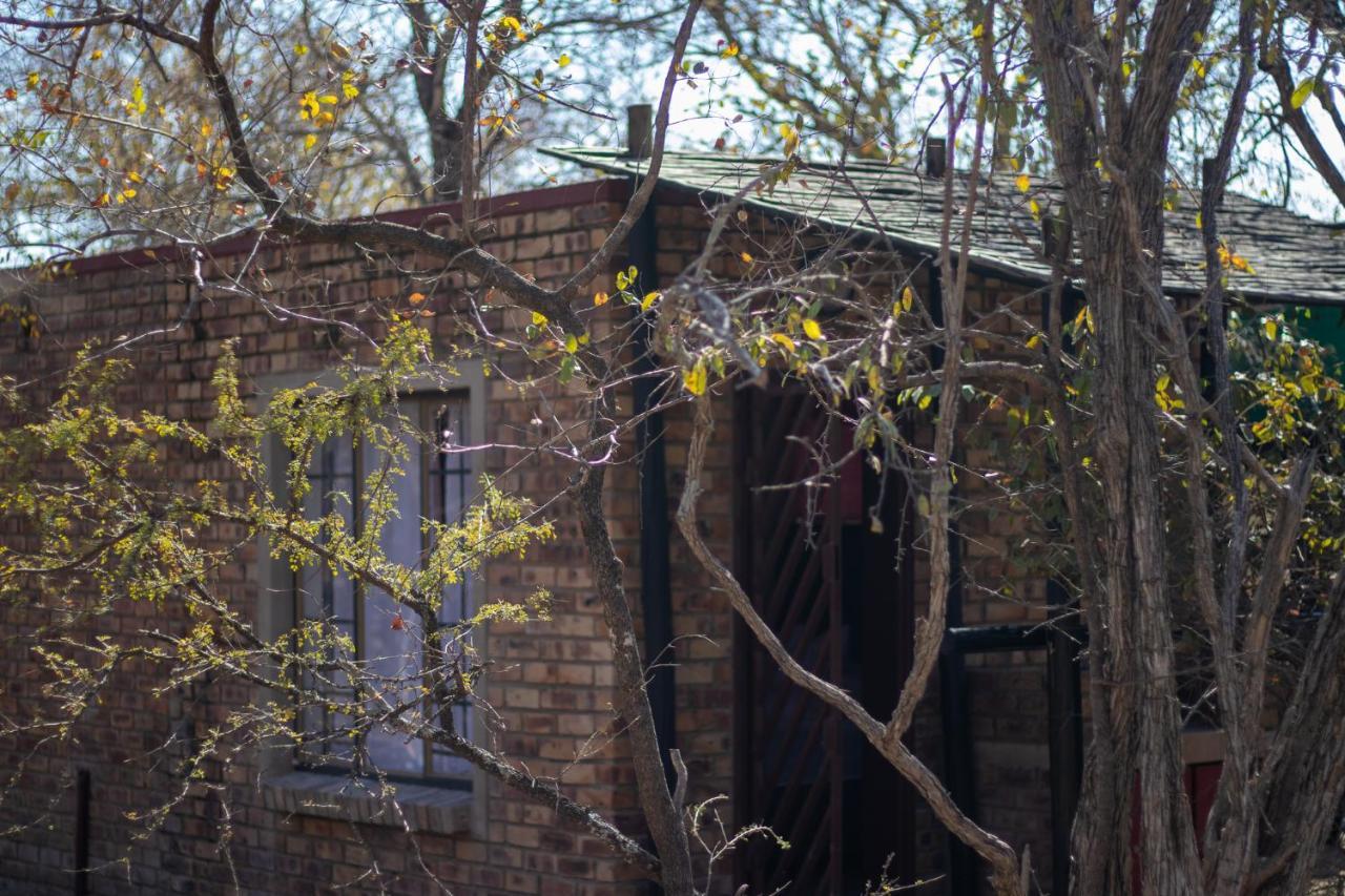 Hello Kruger Hideaway Cottage & Skilpad Studio Марлот-Парк Екстер'єр фото